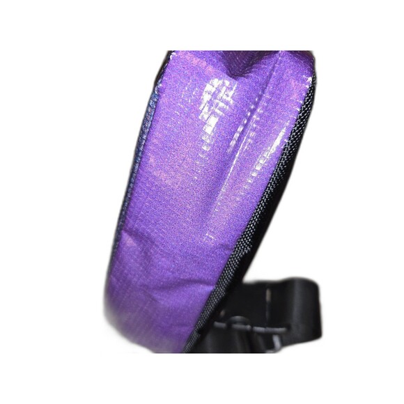 Rareform Zion Sling Bag - Vegan, Lightweight, Water-Resistant - Picture 4 of 7